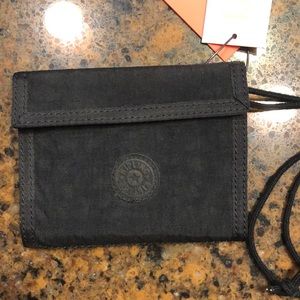 Kipling travel wallet